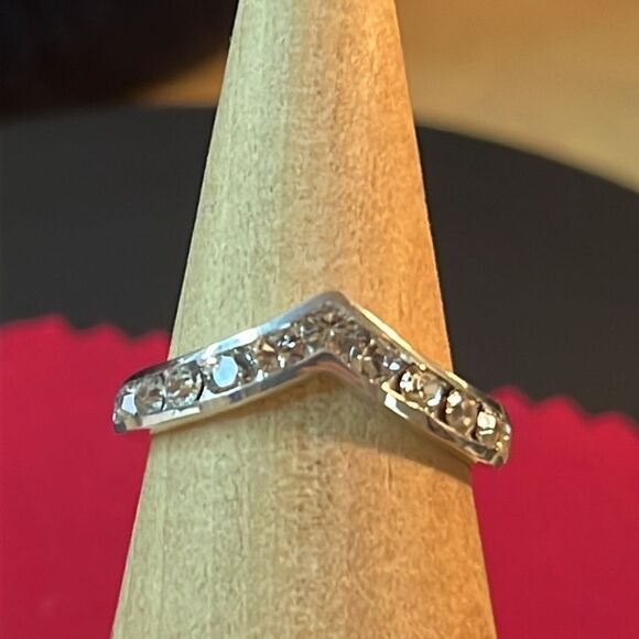 Swarovski Premium Crystal Wishbone Ring in Sterling Silver 8 - Picture 10 of 16